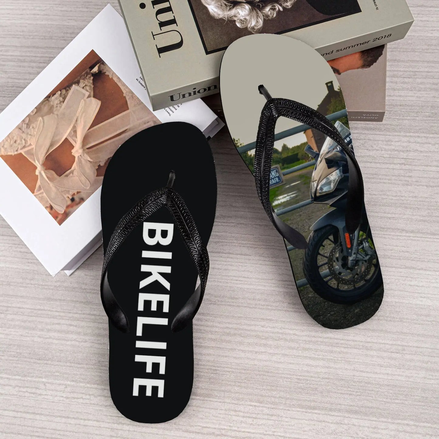 Gepersonaliseerde Slippers met Eigen Voertuig – zijaanzicht