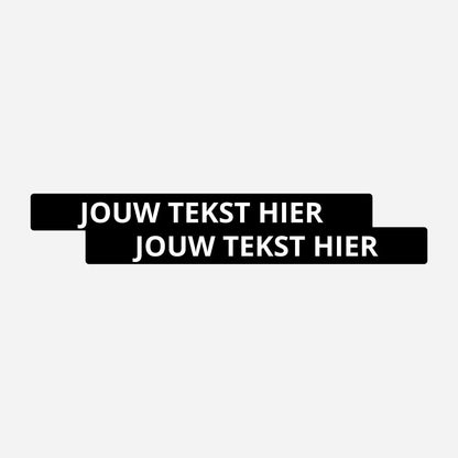 2x Kentekenhouderstickers met Eigen Tekst – hoofdafbeelding van de set