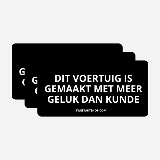 3x Dit voertuig is gemaakt met meer geluk dan kunde Bumperstickers – hoofdafbeelding van de set