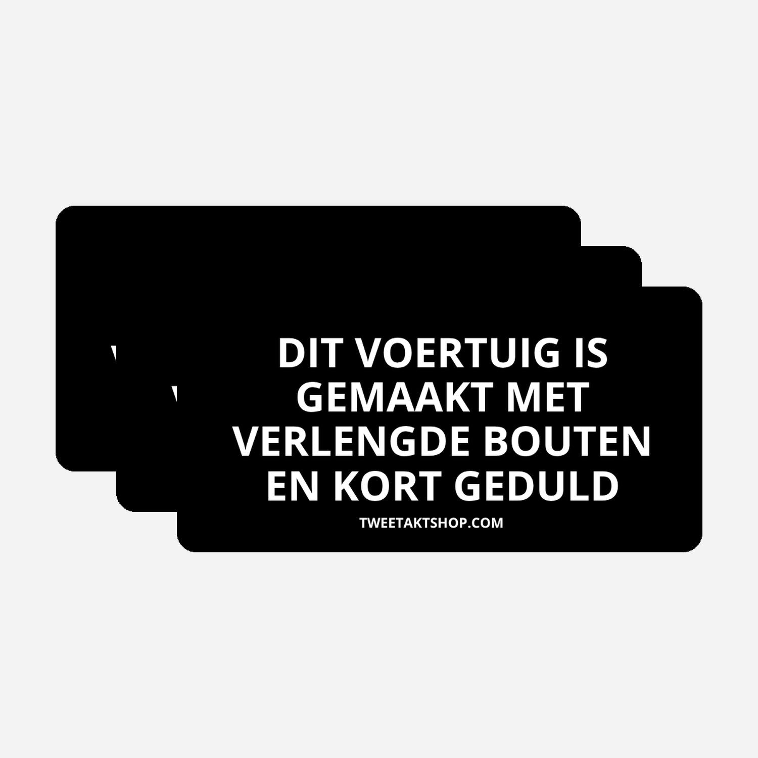 3x Dit voertuig is gemaakt met verlengde bouten en kort geduld Bumperstickers – hoofdafbeelding van de set