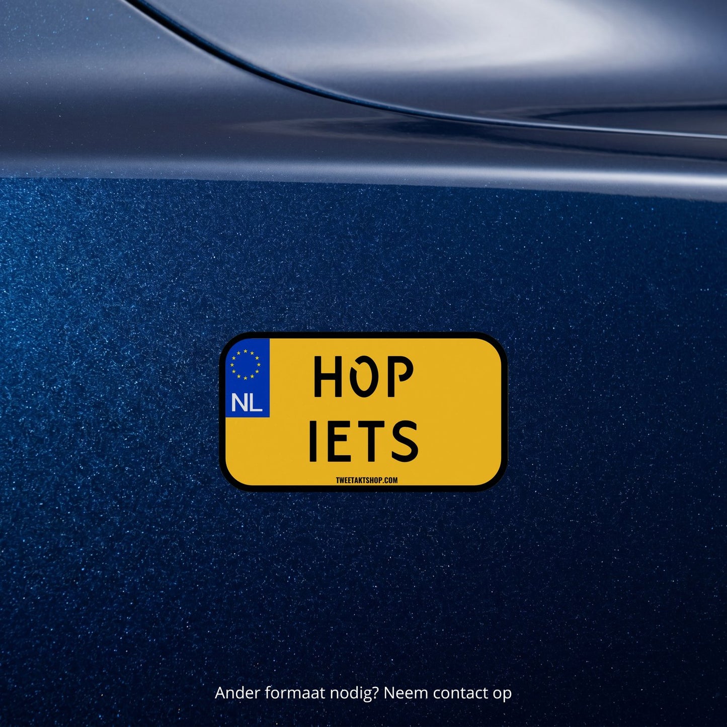 3x Hop Iets Kentekenplaatstickers – formaatvoorbeeld