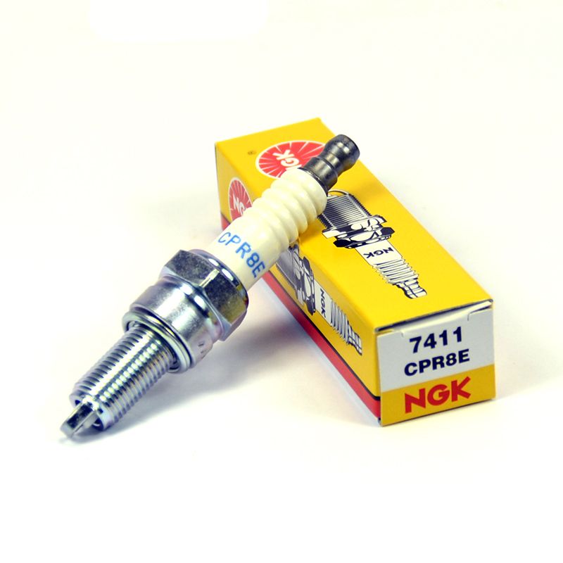 NGK CPR8E bougie | productfoto | NGK-CPR8E