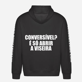 Conversível? É Só Abrir A Viseira Hoodie