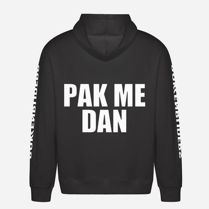 Pak Me Dan Hoodie – achterkant met grote rugprint