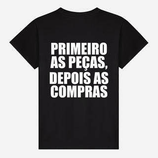 Primeiro as peças, depois as compras T-shirt