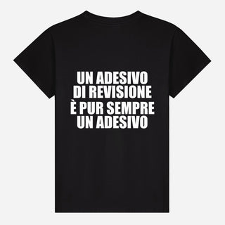 Un adesivo di revisione è pur sempre un adesivo T-shirt